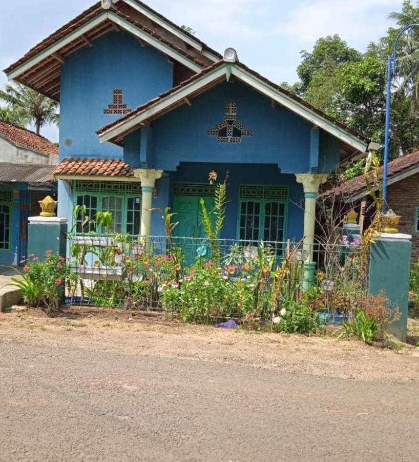 Oyo Homes 91255 Desa Wisata Embung Purworejo Syariah 반다르 람풍 외부 사진